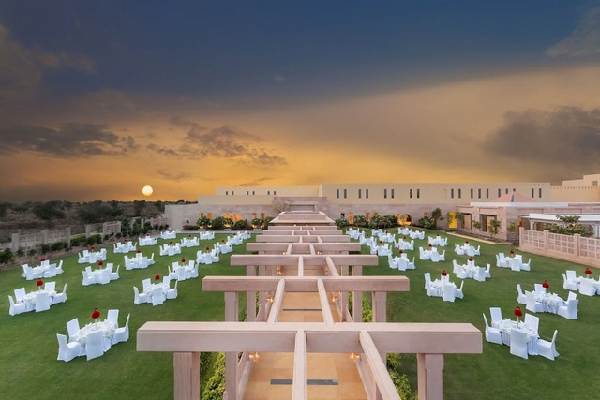 Destination Wedding in Jodhpur Shanqh Luxury Events is the Best Wedding planner in Jodhpur. From Planning to Execution. Thinking of a Jodhpur wedding? Call/WA +919910325805 | +919899744727 now!