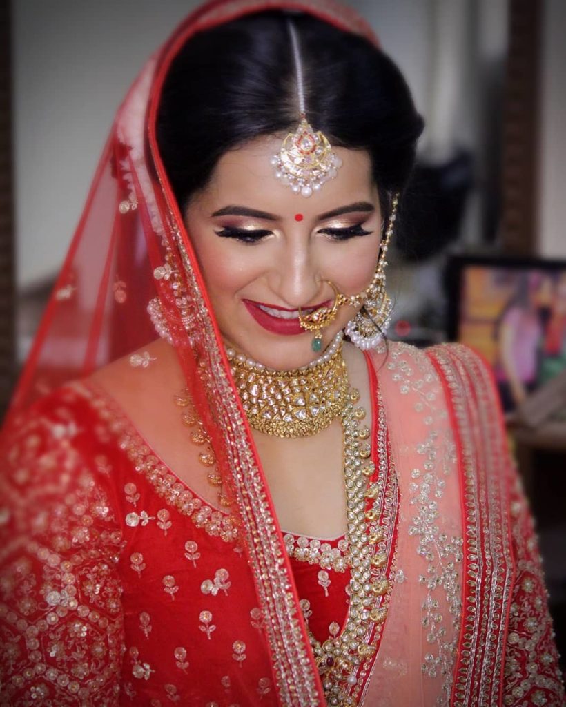  makeup look of bride
