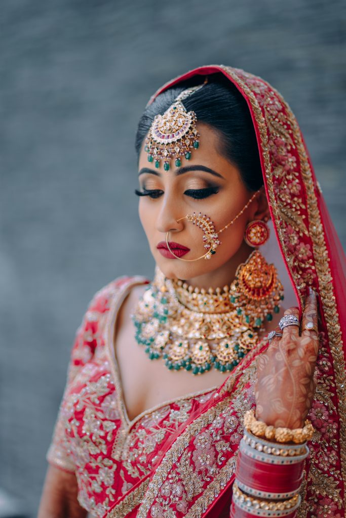 Traditional Indian Bride Nude - 50+ Latest Bridal Eye Makeup Looks for 2022 Indian Brides