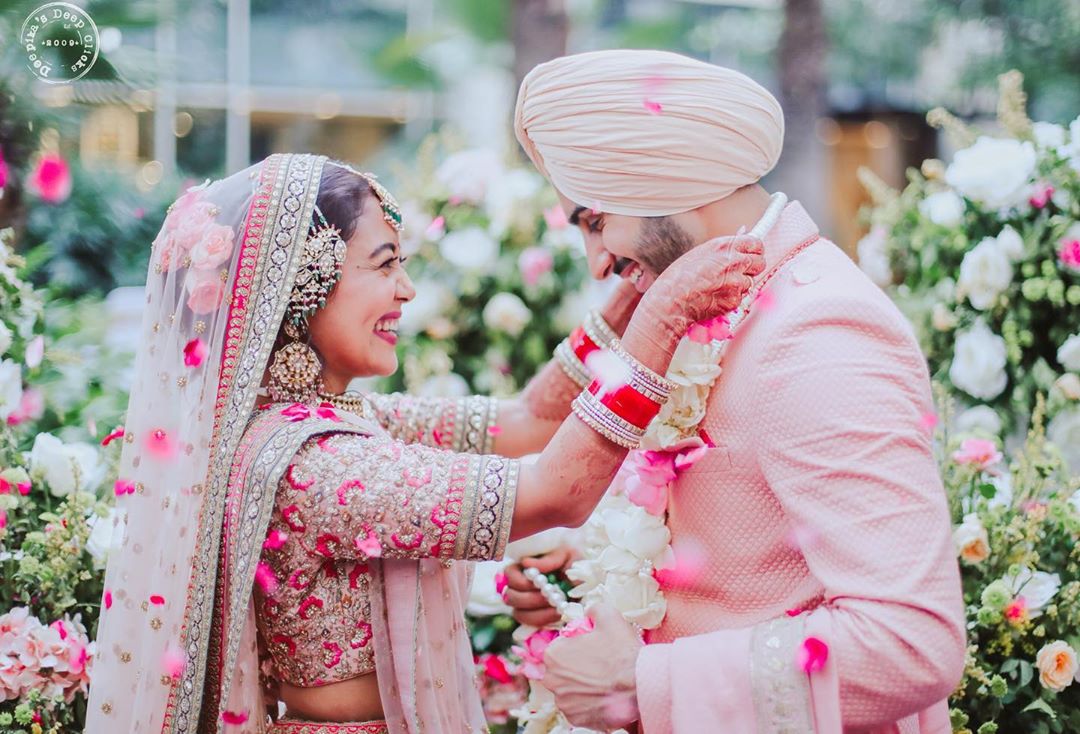 1080px x 734px - Neha Kakkar Wedding: All deets with exclusive photos & videos inside!