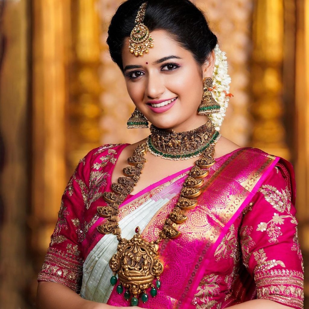 indian wedding hairstyles for round face