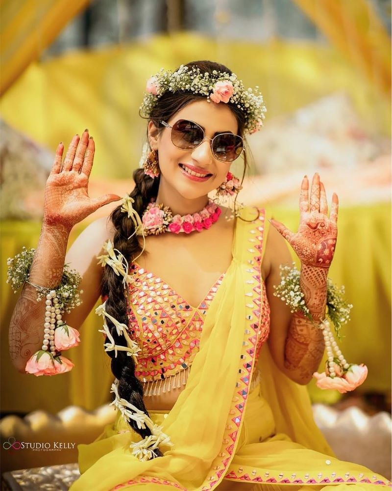 Bride Haldi shoot | Haldi ceremony outfit, Haldi poses for bride, Haldi  photoshoot