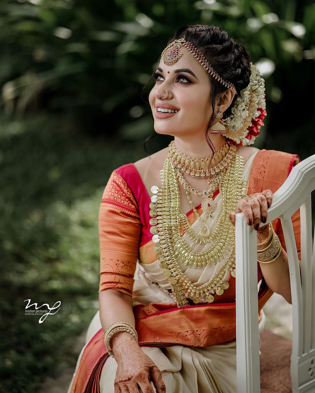 Indian Bridal Trending Hairstyle Ideas | Perfect Wedding Hairdo pics |