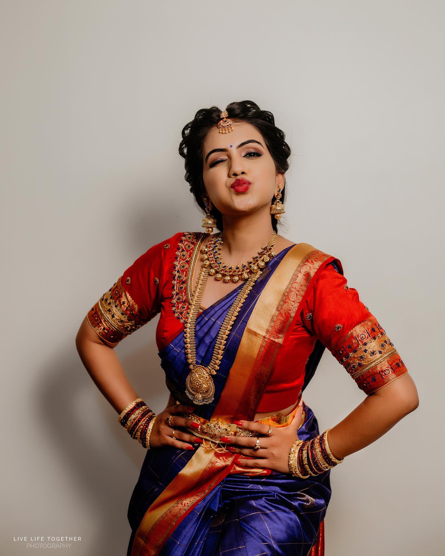 Pin by Banu on Tamil Wedding | Bridal blouse designs, Indian wedding couple  photography, Bride photos poses