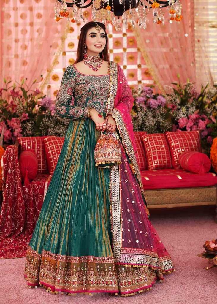 Best & Latest Bridal Mehndi Dress Design Ideas to Get That Perfect Look ...
