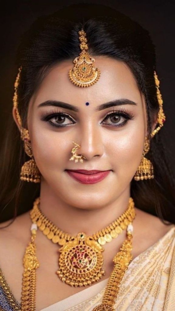 Best & Trending South Indian Bridal Makeup Looks with PHOTOS & TIPS