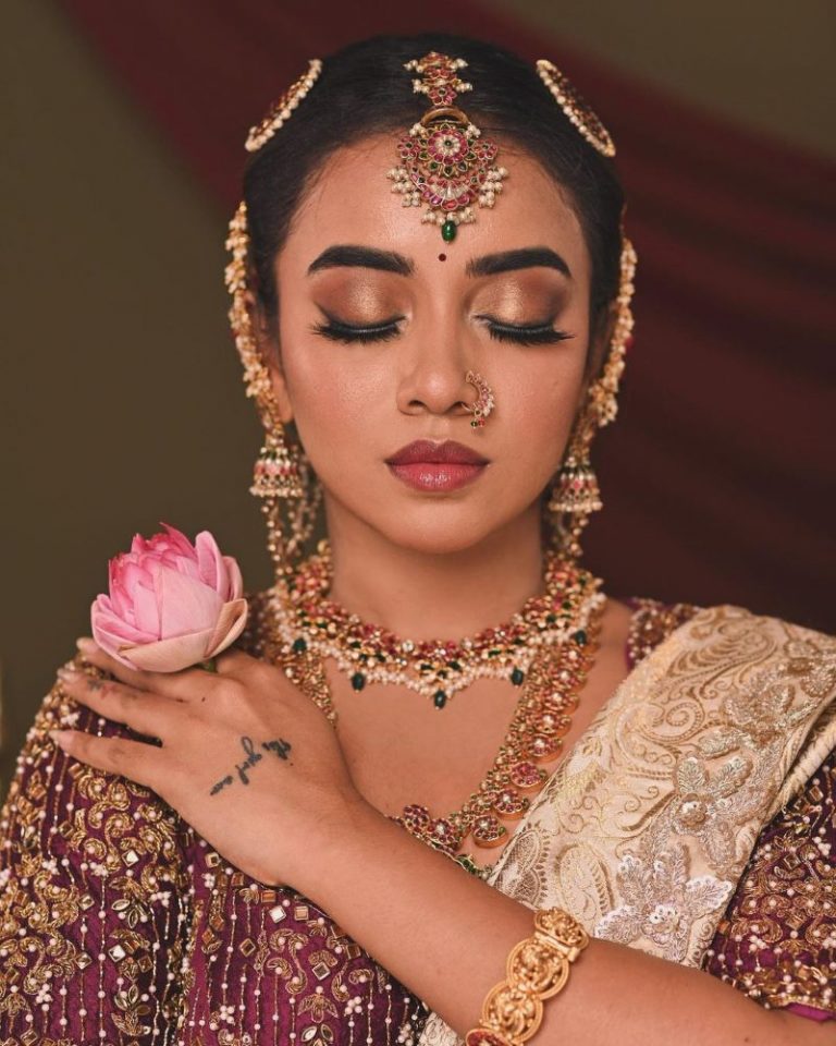 Best & Trending South Indian Bridal Makeup Looks with PHOTOS & TIPS